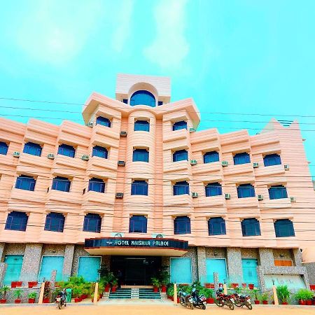 Hotel Krishna Palace Ayodhya Buitenkant foto